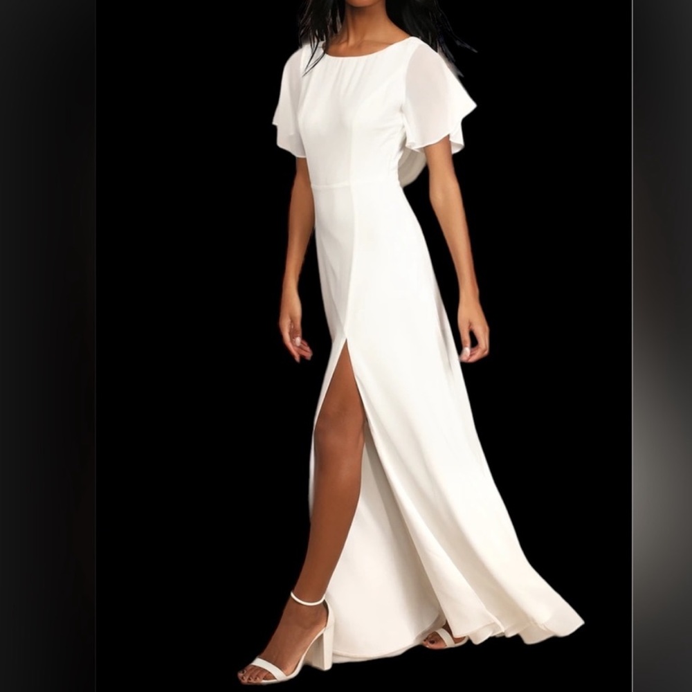 Lulu's Medium Vows of Love White Flutter Sleeve Lace Back Dress